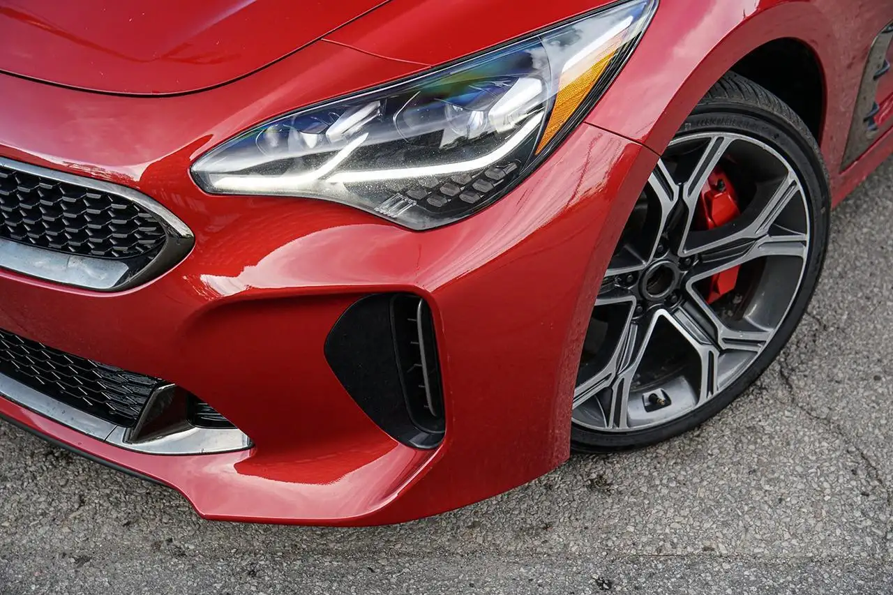 Kia Stinger photo Kia Stinger