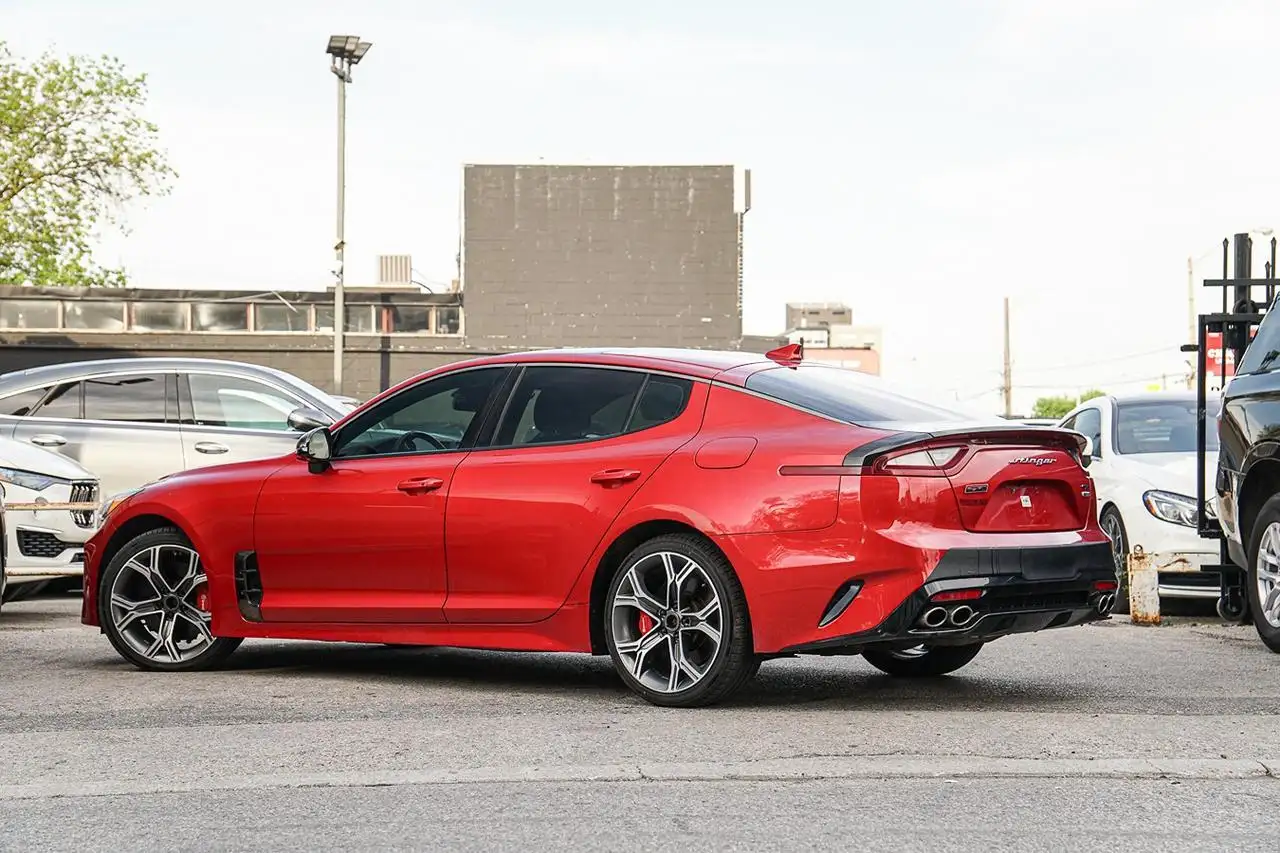Kia Stinger photo Kia Stinger