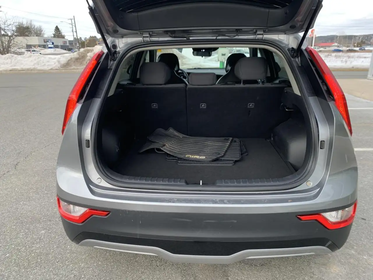Kia Niro снимка Kia Niro