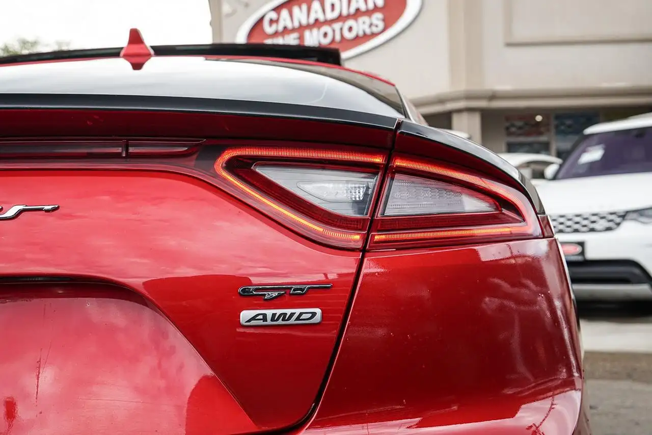 Kia Stinger photo Kia Stinger