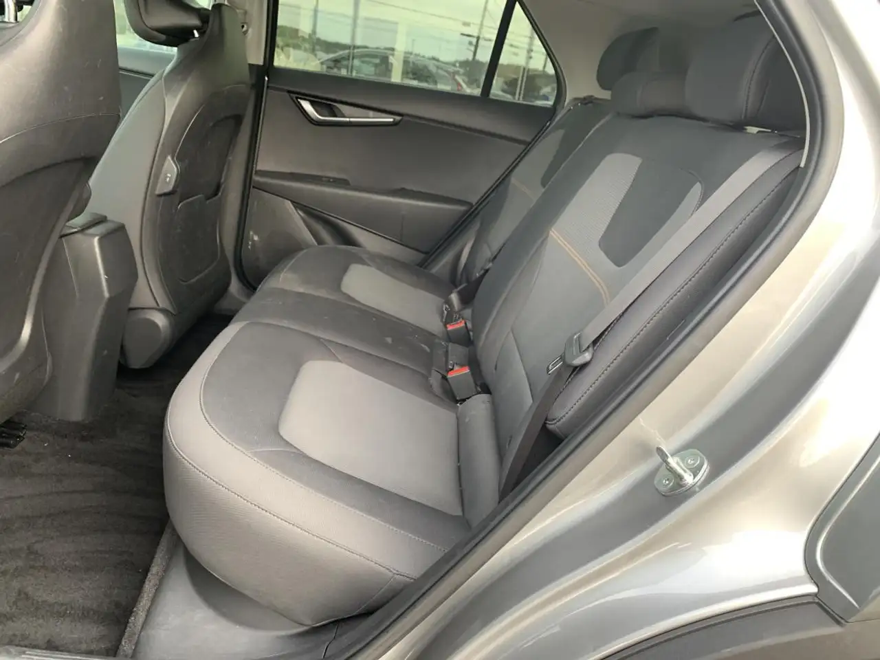 Kia Niro снимка Kia Niro