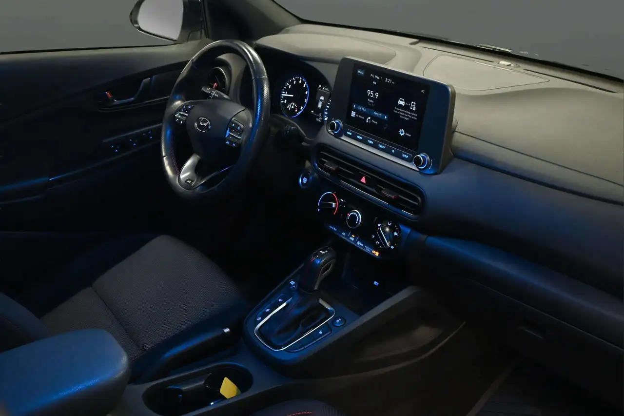 Hyundai KONA снимка Hyundai KONA
