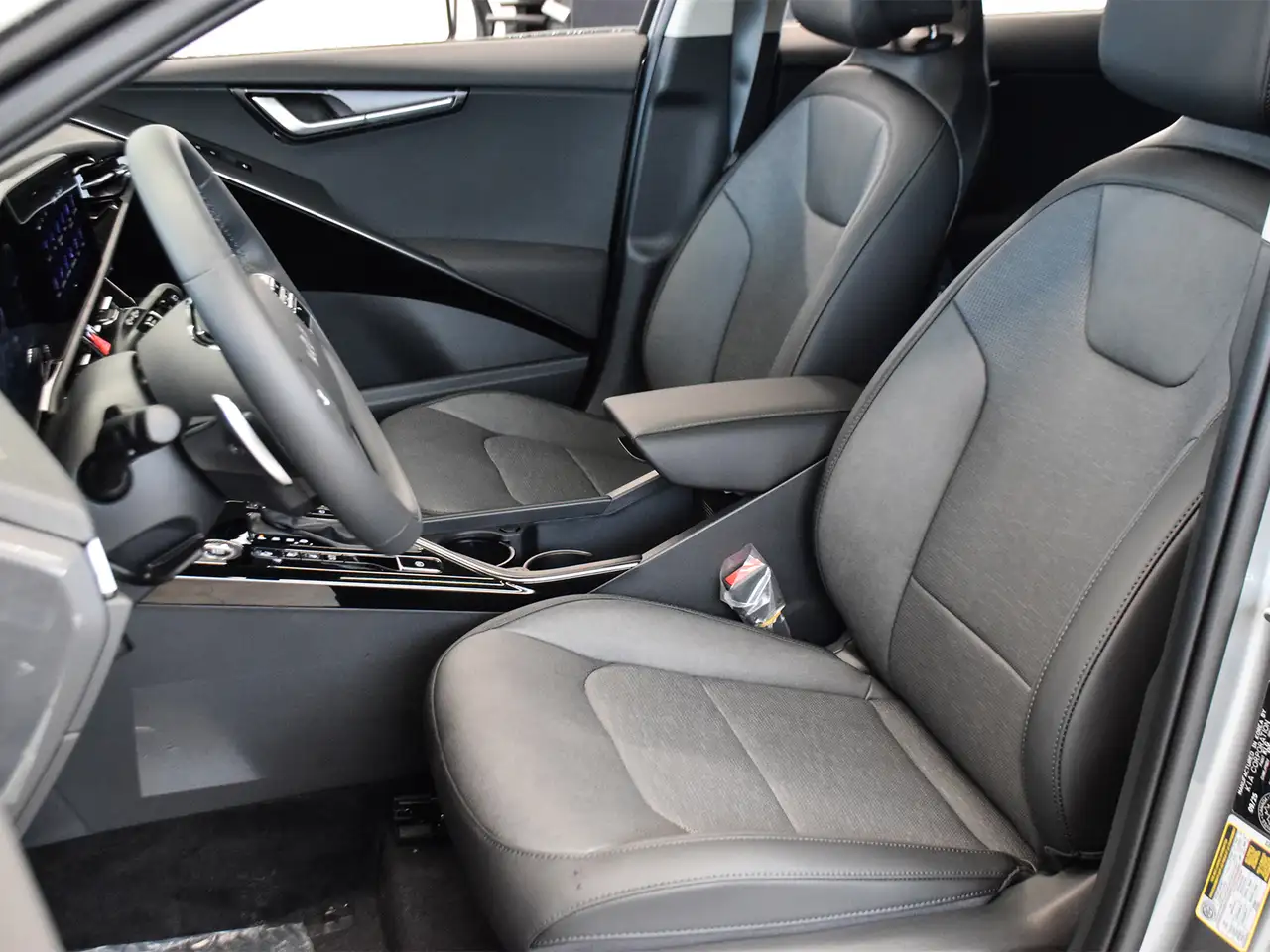 Kia Niro снимка Kia Niro