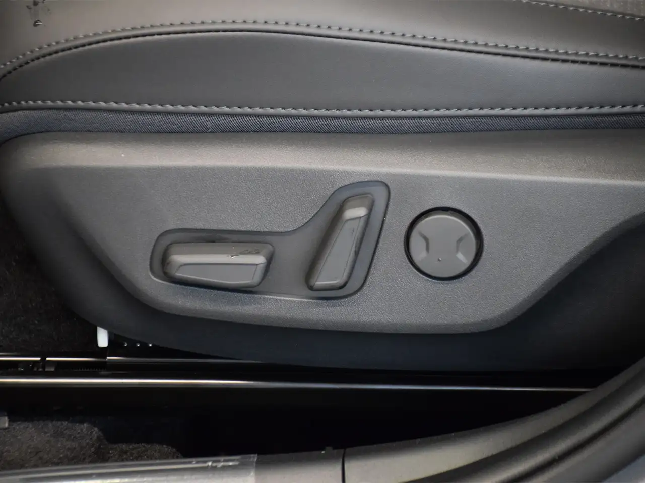 Kia Niro снимка Kia Niro