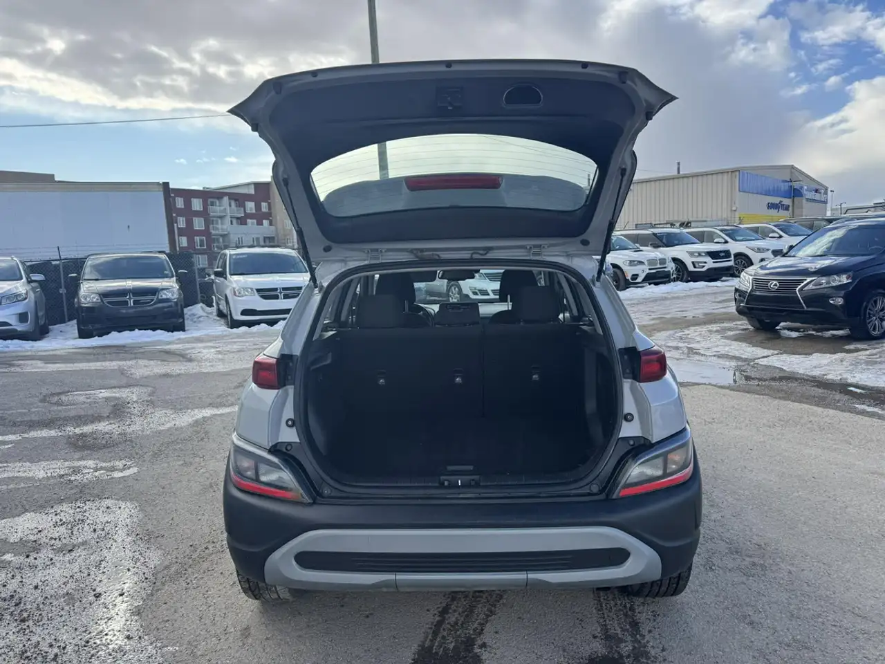 Hyundai KONA снимка Hyundai KONA
