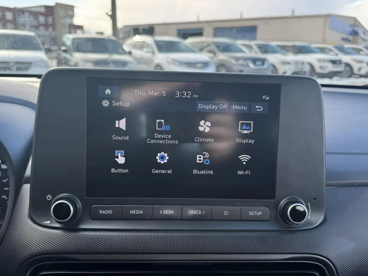 Hyundai KONA снимка Hyundai KONA