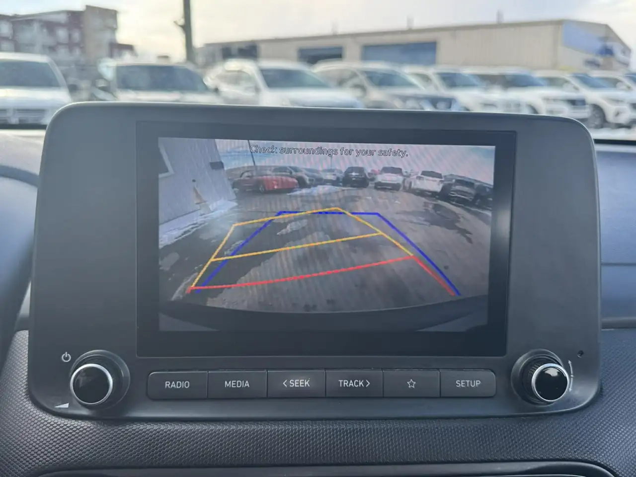 Hyundai KONA снимка Hyundai KONA