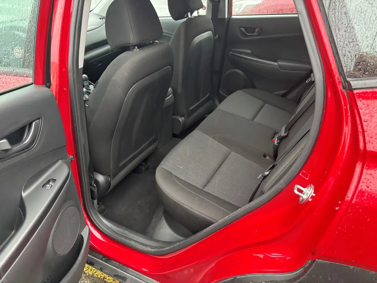 Hyundai KONA снимка Hyundai KONA