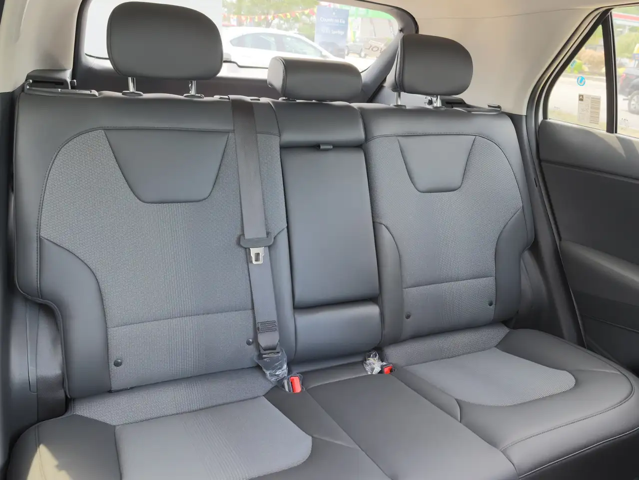 Kia Niro снимка Kia Niro