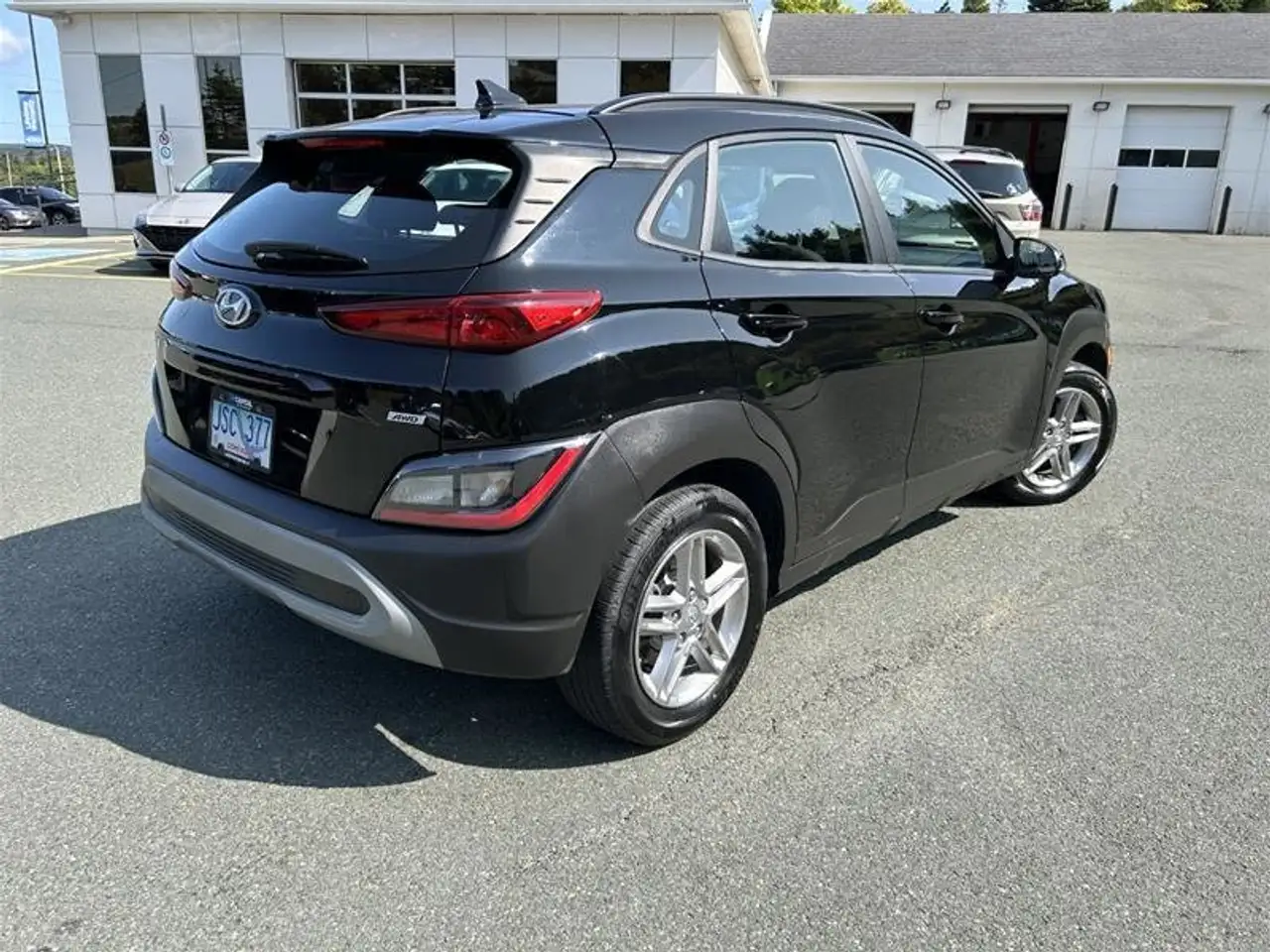 Hyundai KONA снимка Hyundai KONA