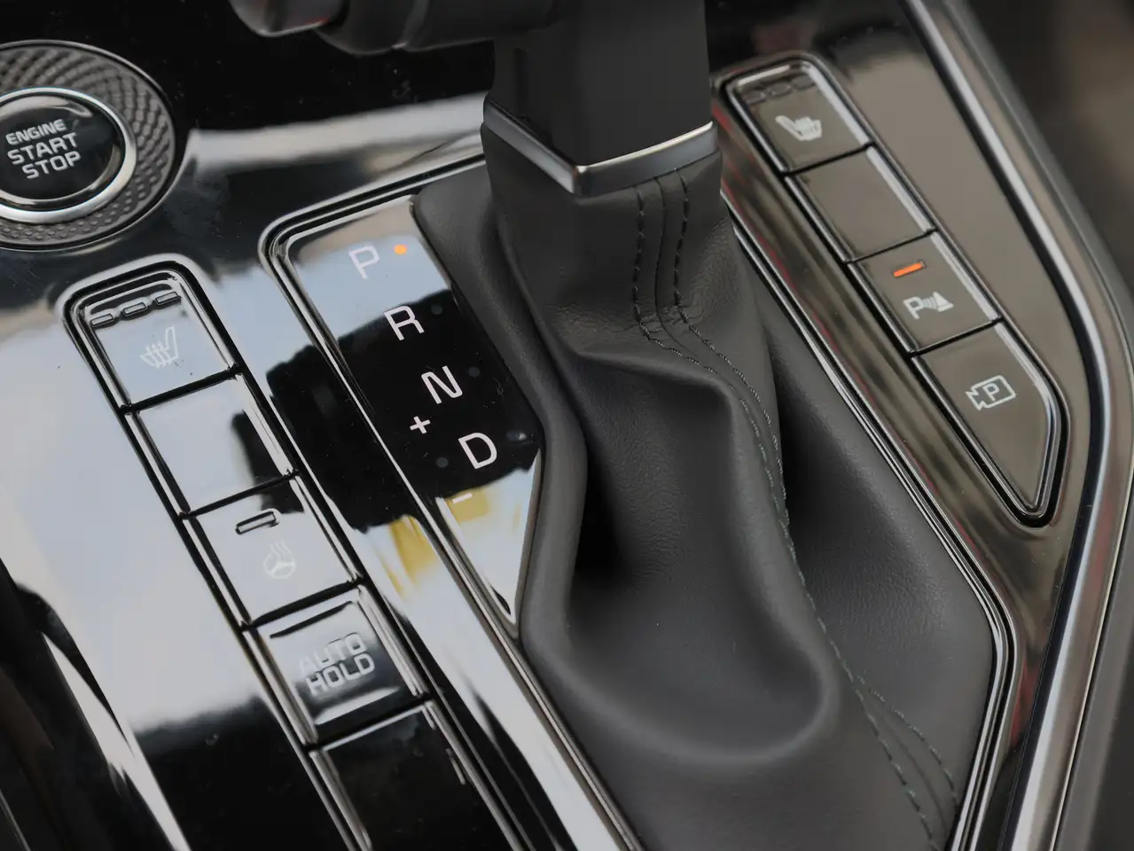 Kia Niro снимка Kia Niro