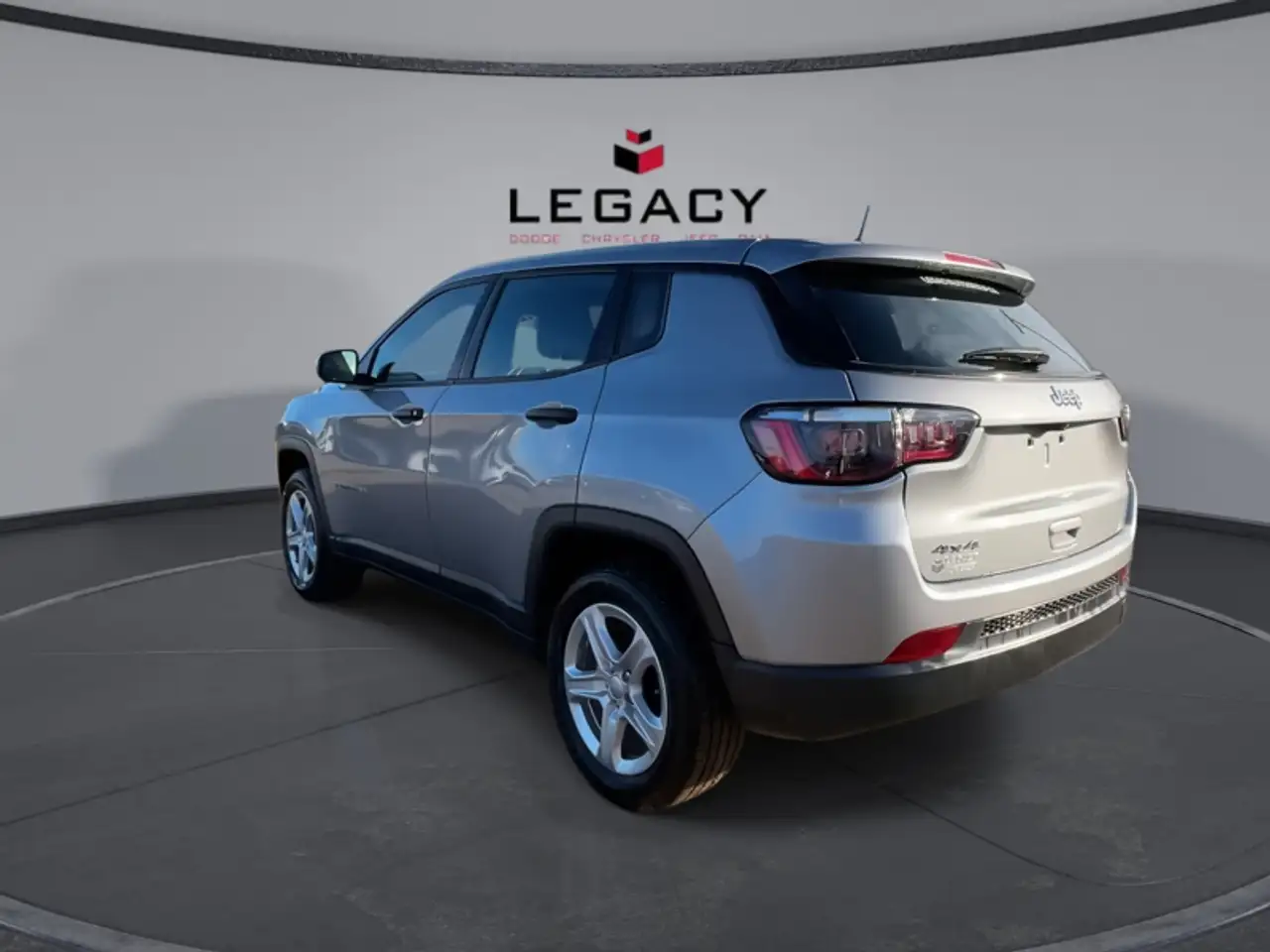 Jeep Compass photo Jeep Compass