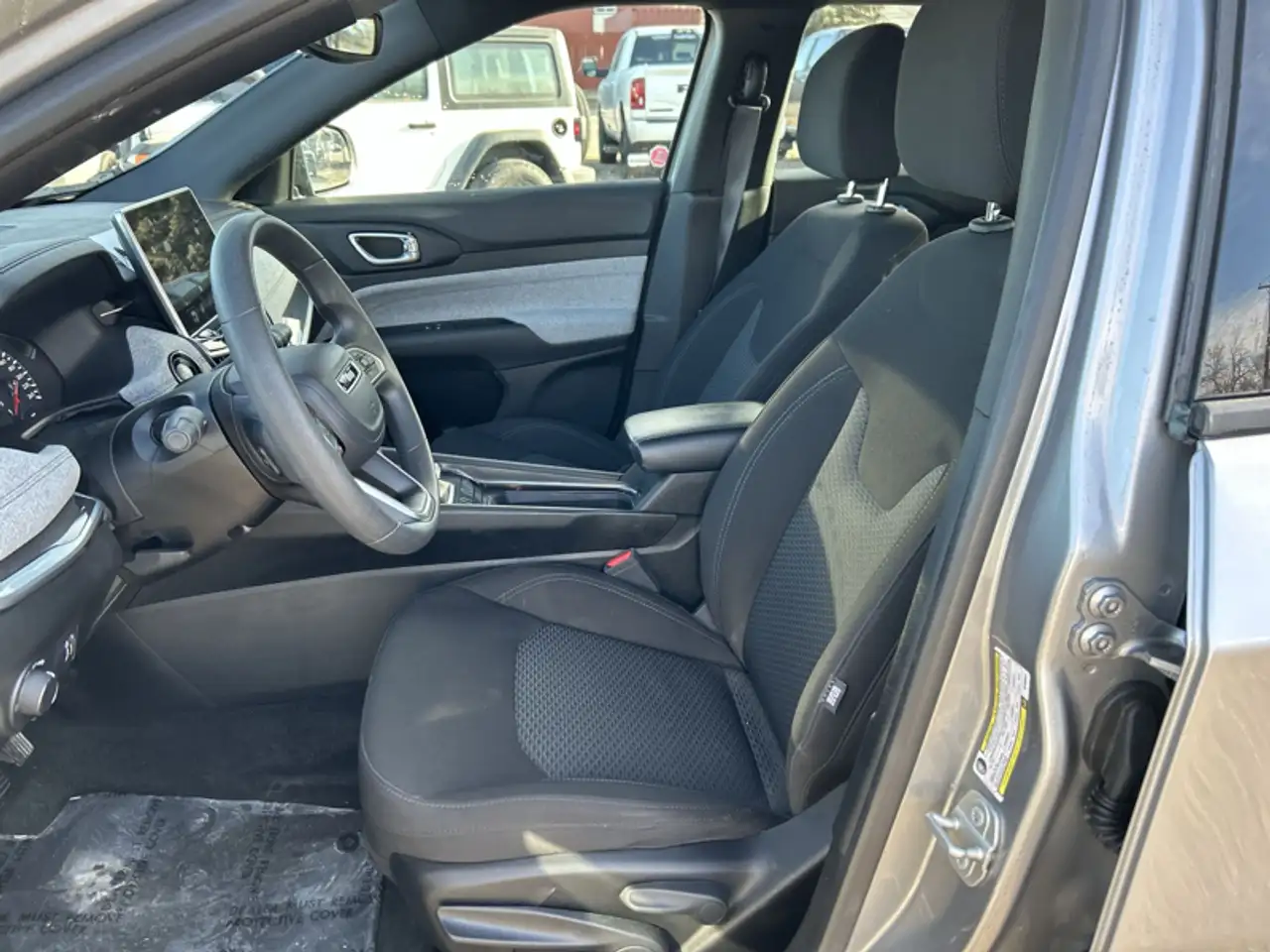 Jeep Compass photo Jeep Compass