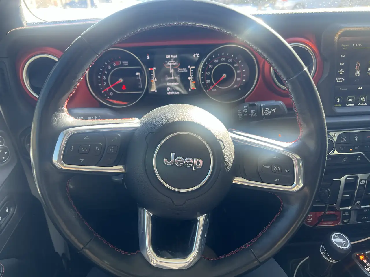 Jeep Wrangler снимка Jeep Wrangler