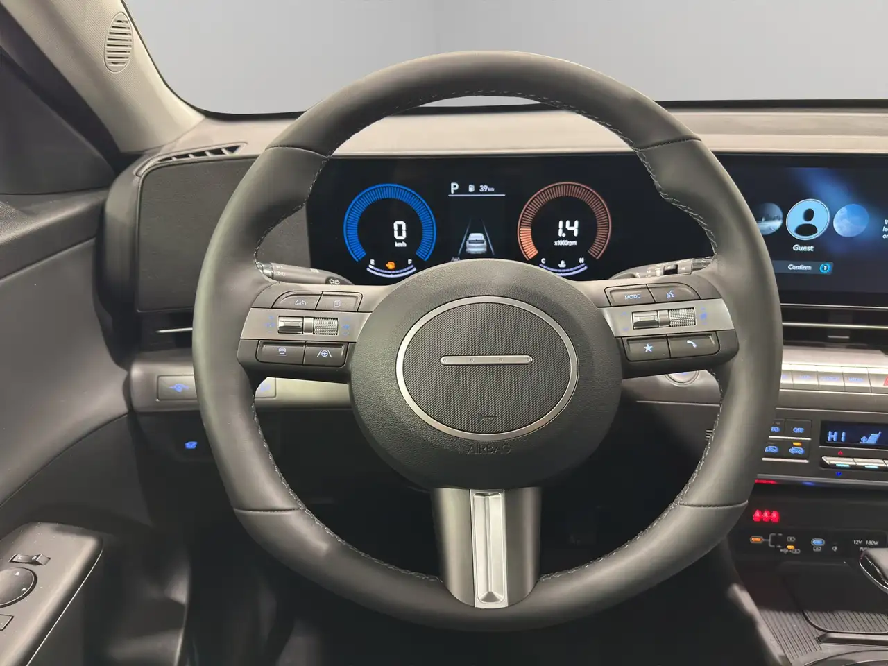 Hyundai KONA снимка Hyundai KONA