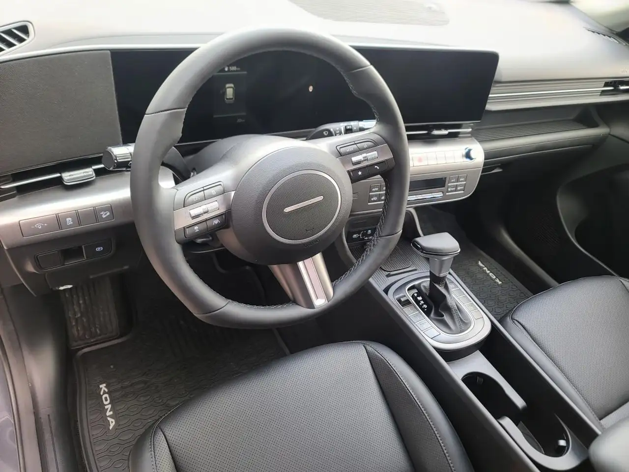Hyundai KONA photo Hyundai KONA