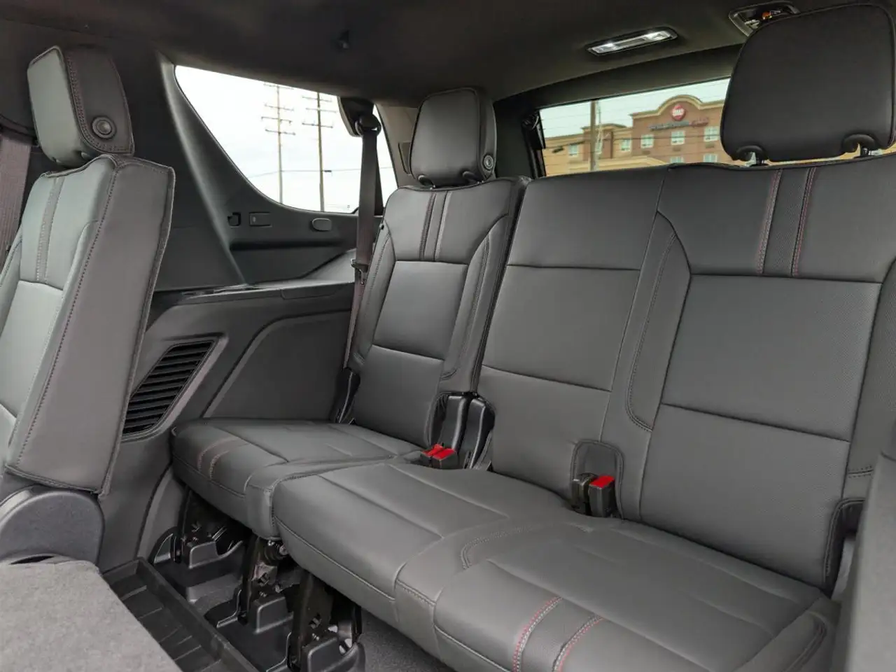 Chevrolet Tahoe снимка Chevrolet Tahoe