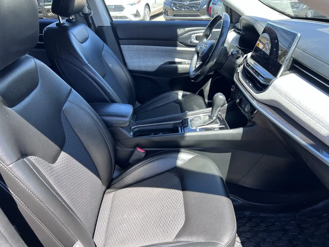 Jeep Compass photo Jeep Compass