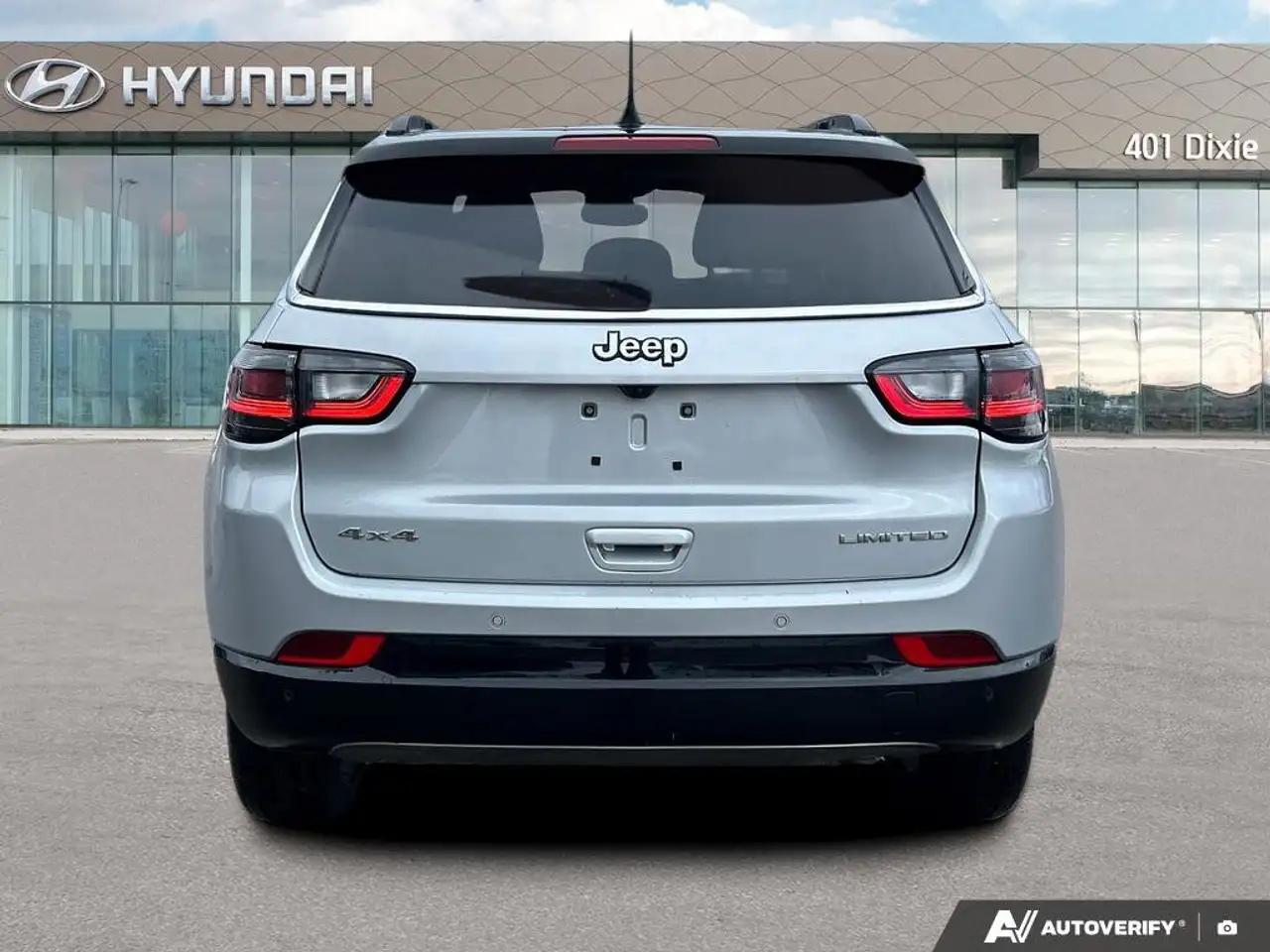 Jeep Compass снимка Jeep Compass