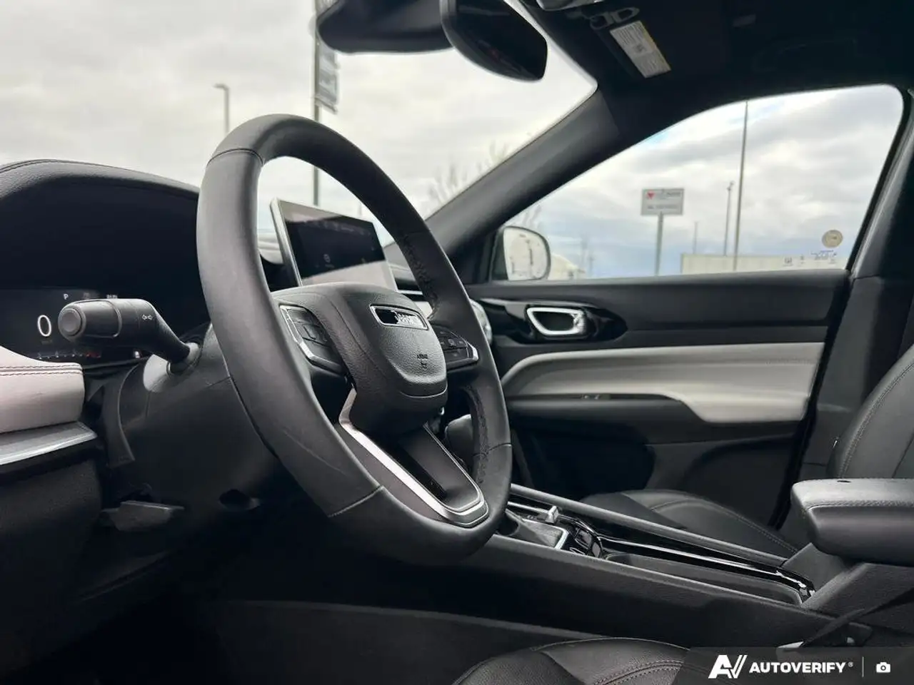 Jeep Compass снимка Jeep Compass