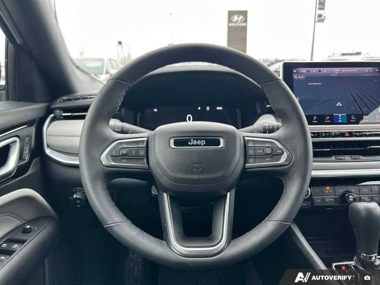 Jeep Compass снимка Jeep Compass
