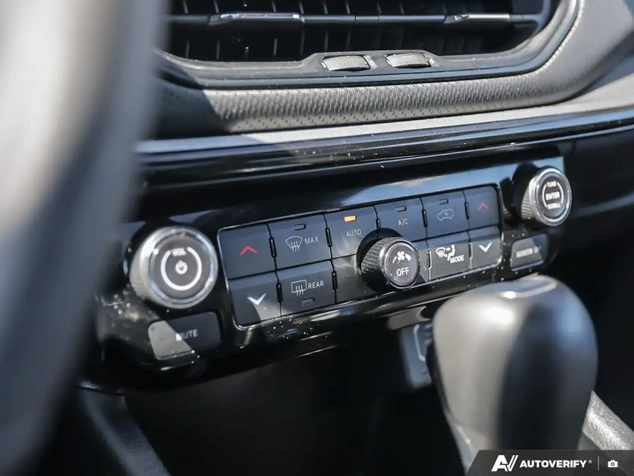 Jeep Compass photo Jeep Compass