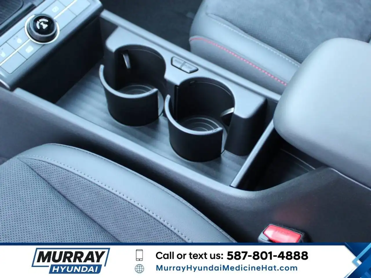 Hyundai KONA photo Hyundai KONA