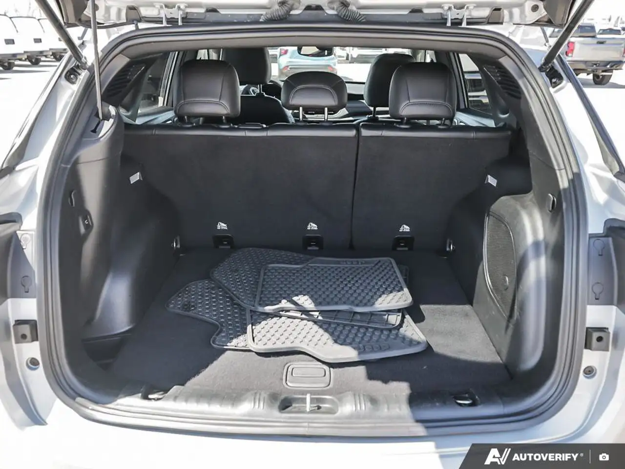 Jeep Compass photo Jeep Compass