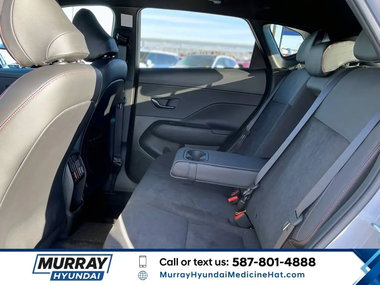 Hyundai KONA photo Hyundai KONA