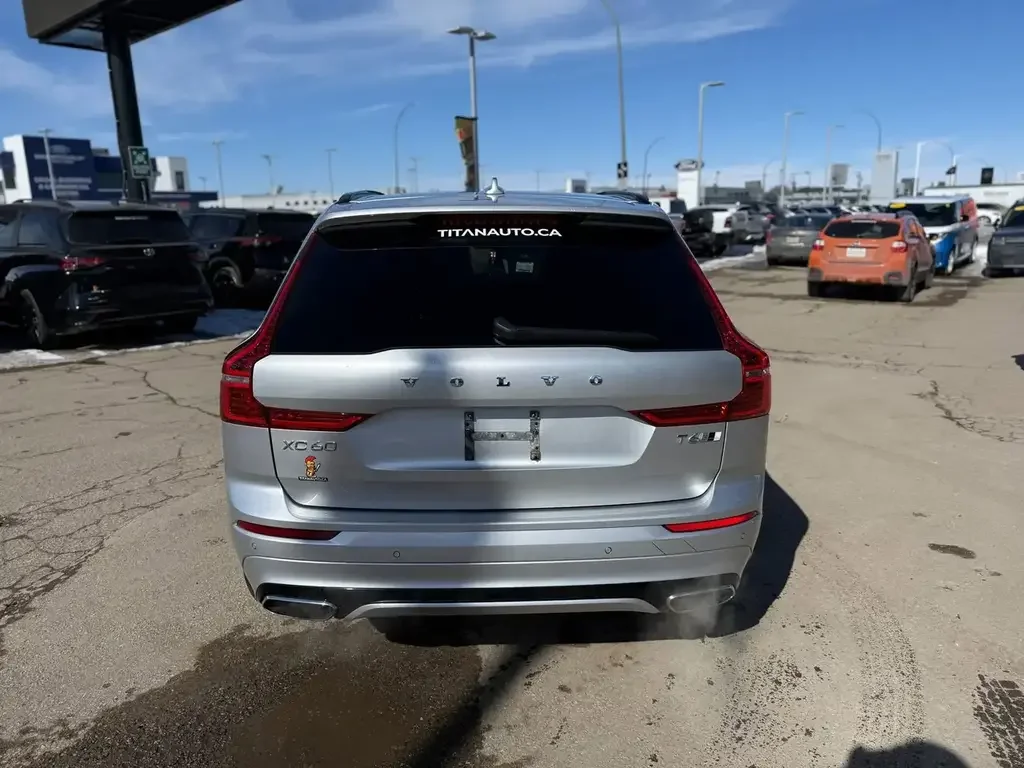Volvo XC60 photo Volvo XC60