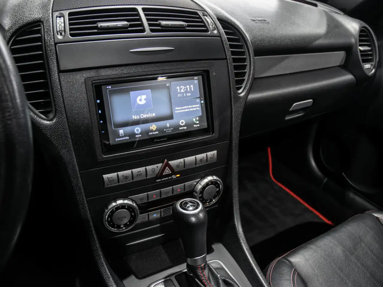 Mercedes-Benz SLK photo Mercedes-Benz SLK