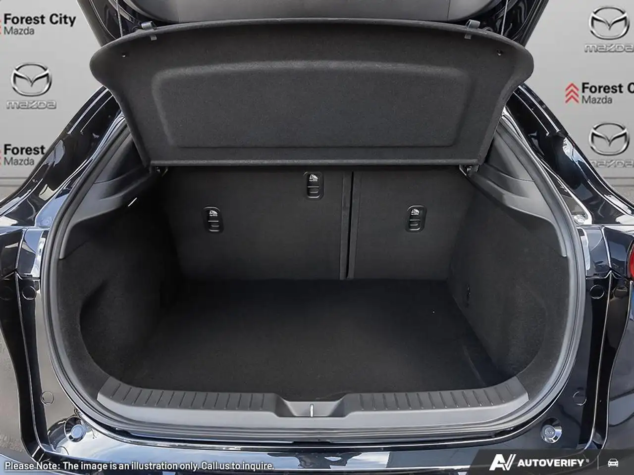 Mazda CX-30 photo Mazda CX-30