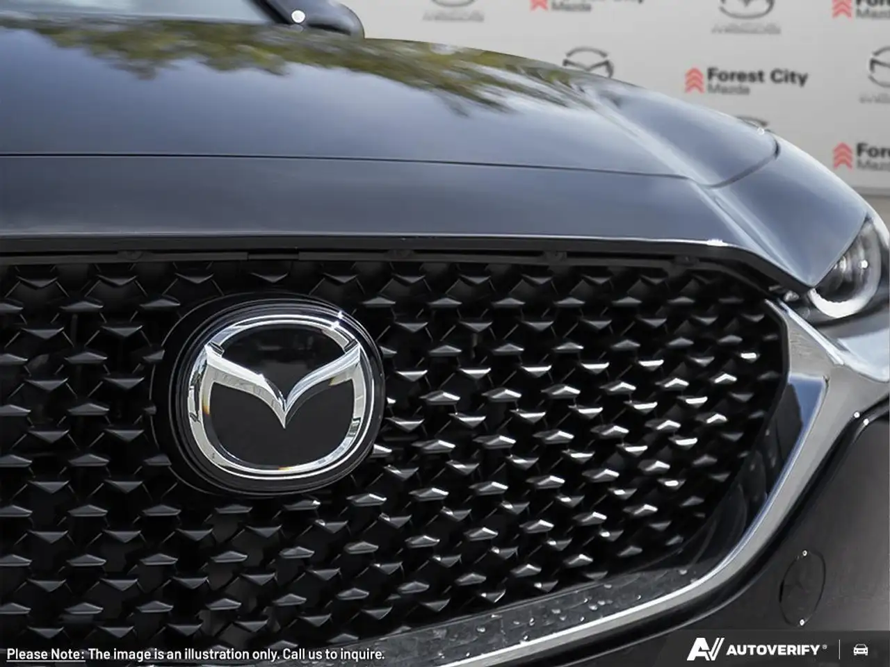 Mazda CX-30 photo Mazda CX-30