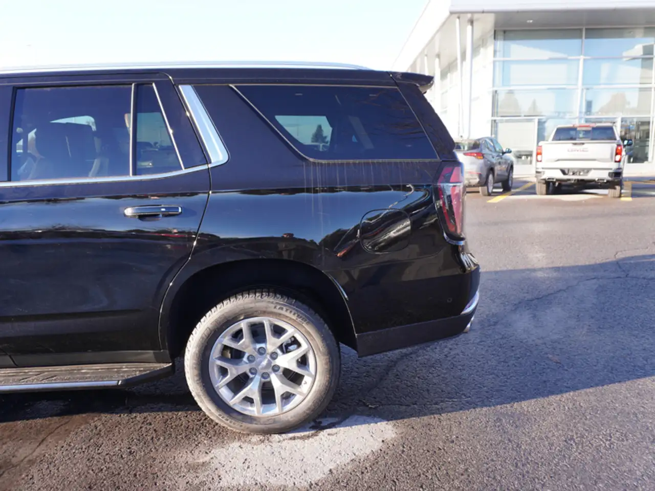 Chevrolet Tahoe снимка Chevrolet Tahoe