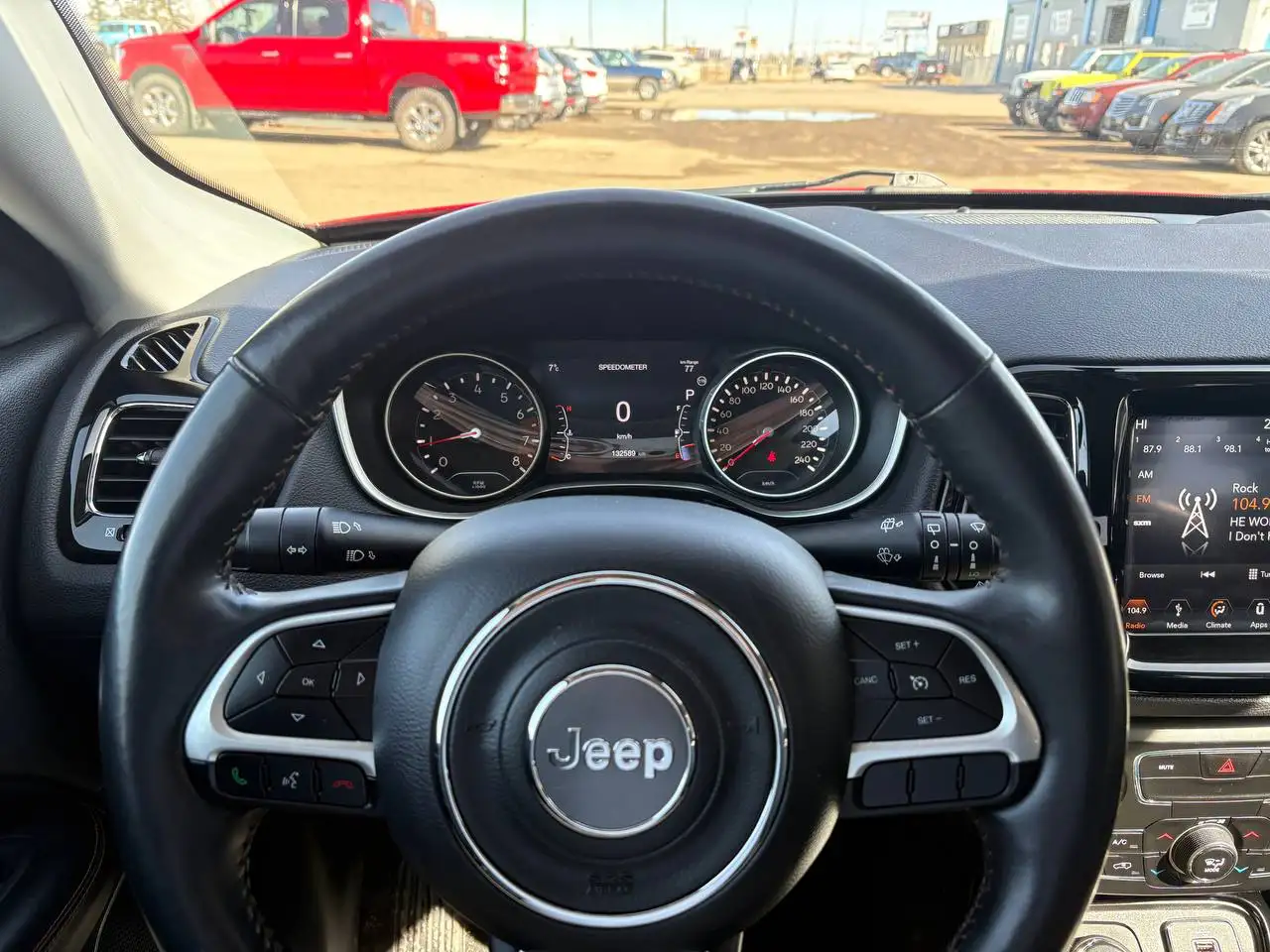 Jeep Compass снимка Jeep Compass