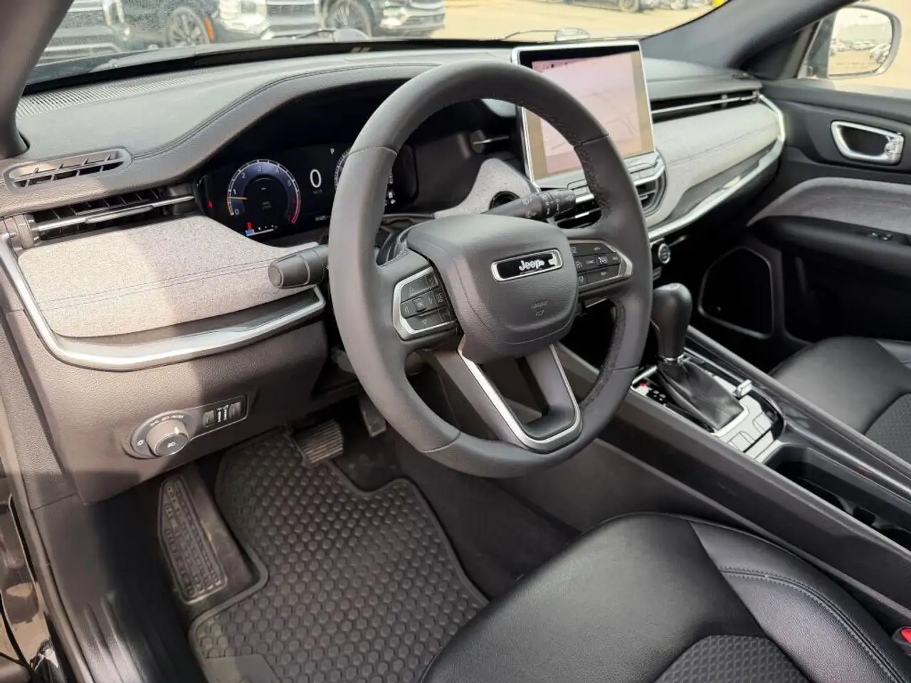 Jeep Compass photo Jeep Compass