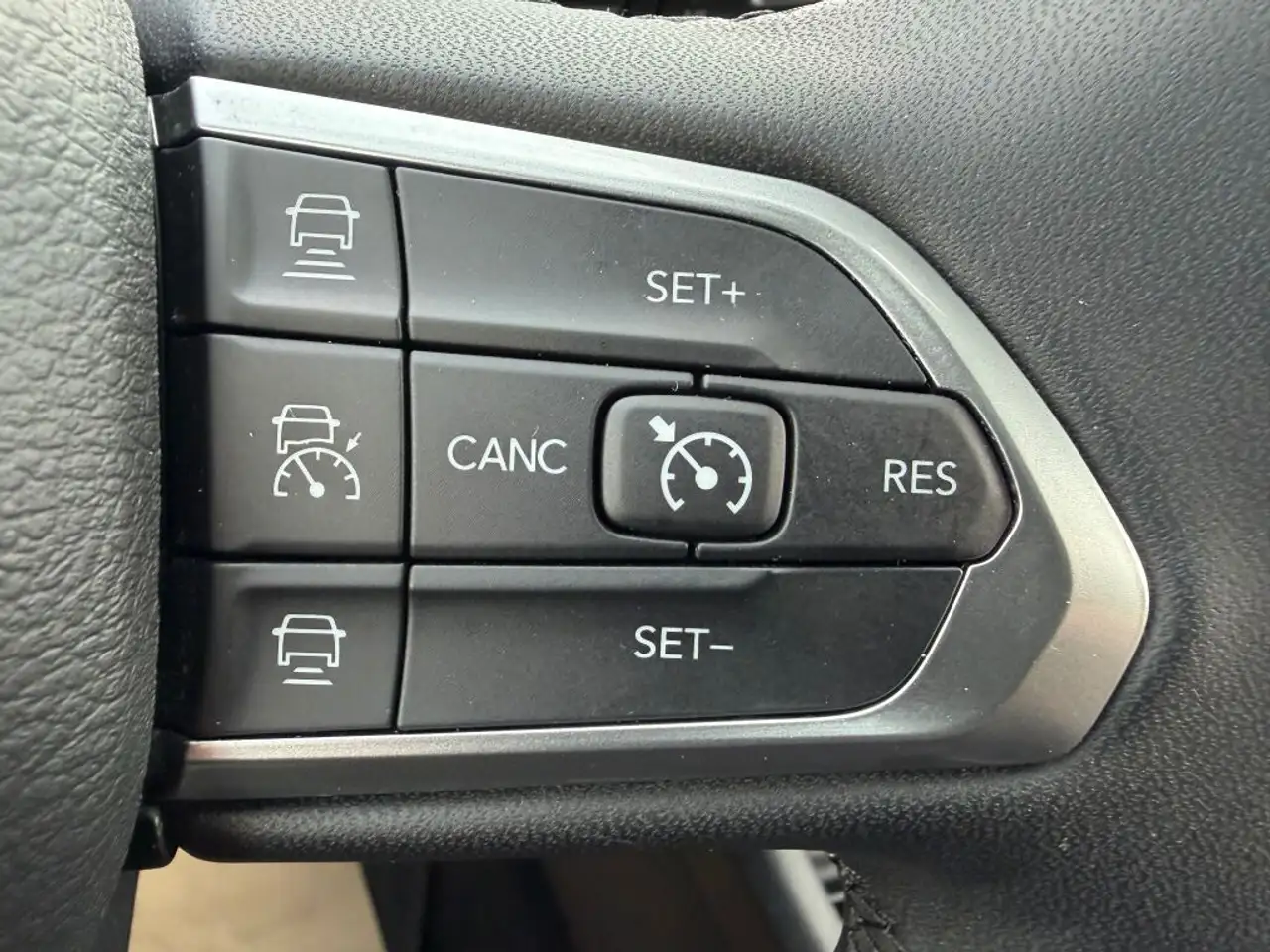 Jeep Compass photo Jeep Compass