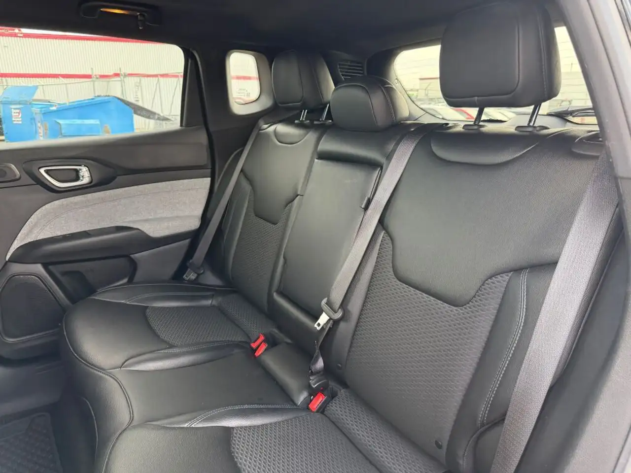 Jeep Compass photo Jeep Compass