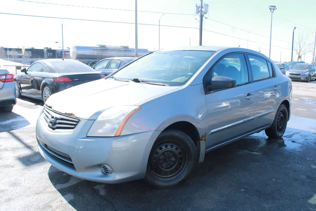 Nissan Sentra photo Nissan Sentra