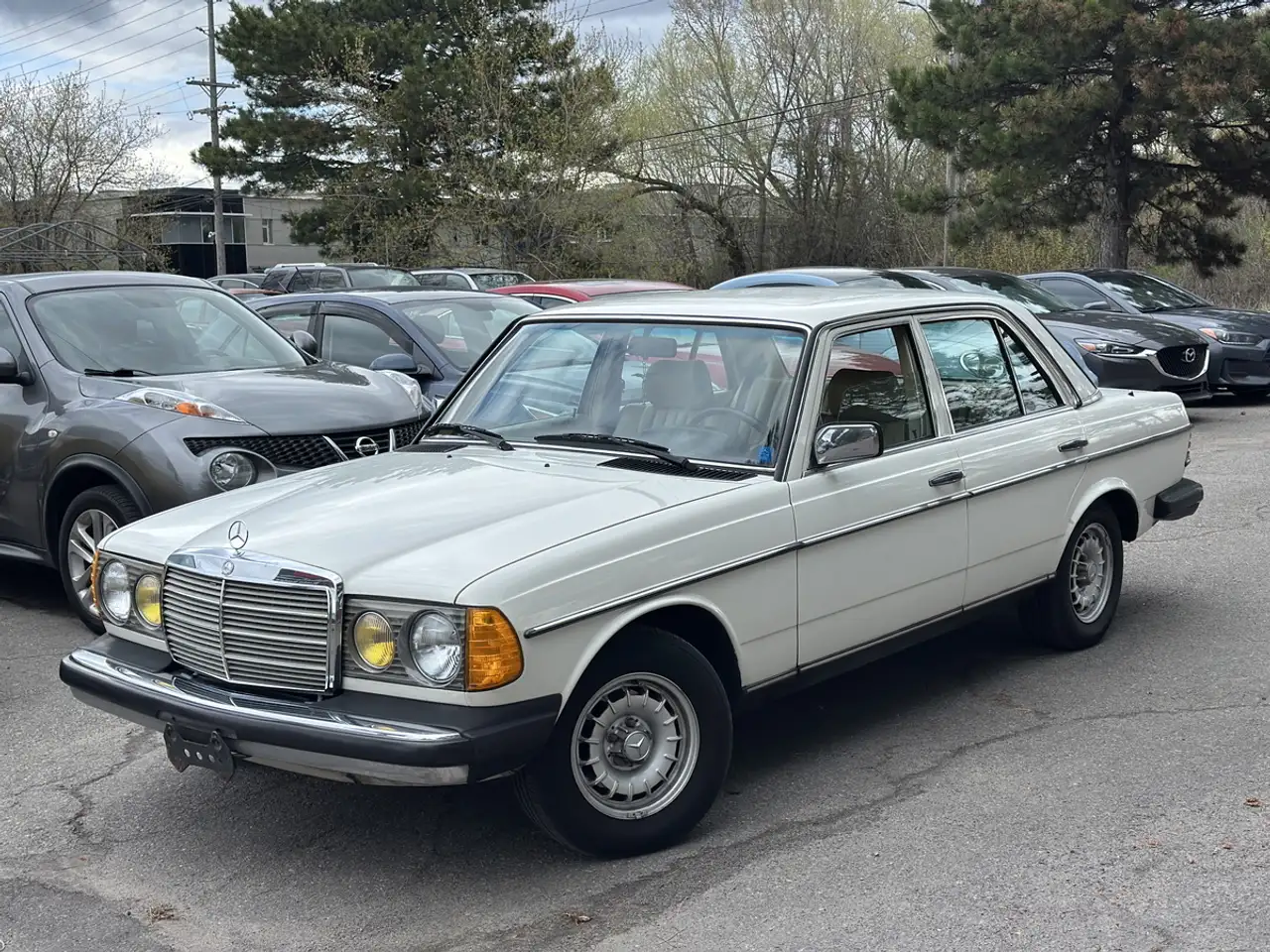 Mercedes-Benz 300 снимка Mercedes-Benz 300