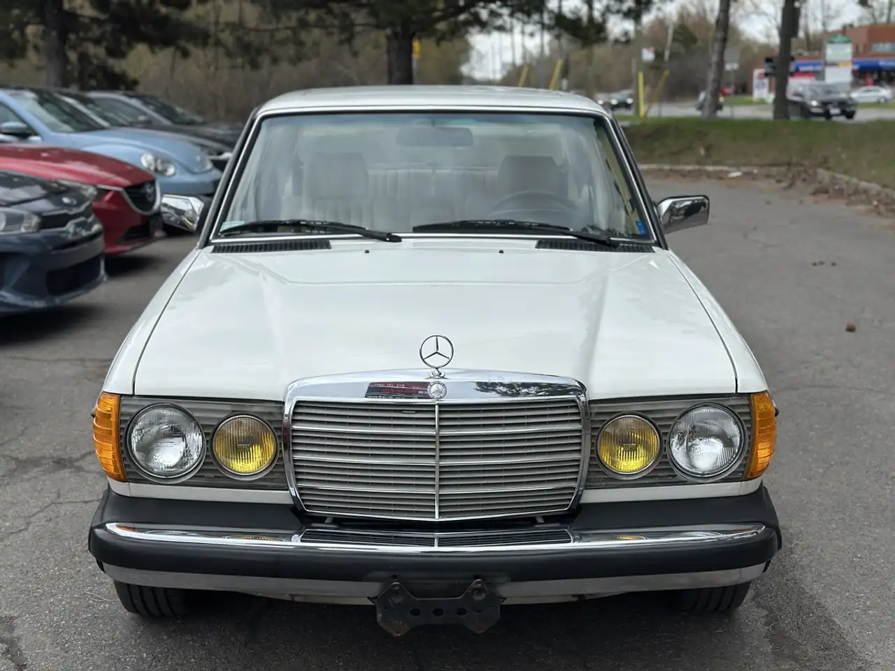 Mercedes-Benz 300 снимка Mercedes-Benz 300