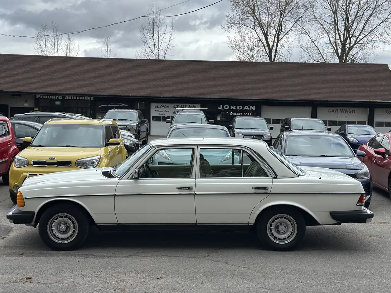 Mercedes-Benz 300 снимка Mercedes-Benz 300
