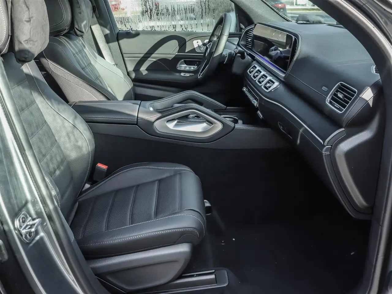Mercedes-Benz GLE снимка Mercedes-Benz GLE