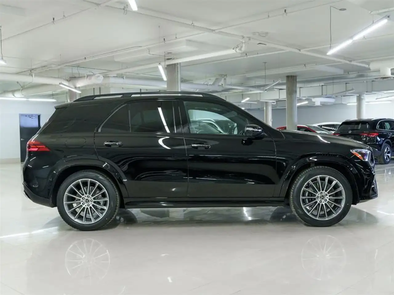 Mercedes-Benz GLE снимка Mercedes-Benz GLE