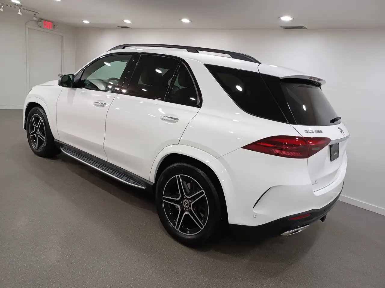Mercedes-Benz GLE снимка Mercedes-Benz GLE