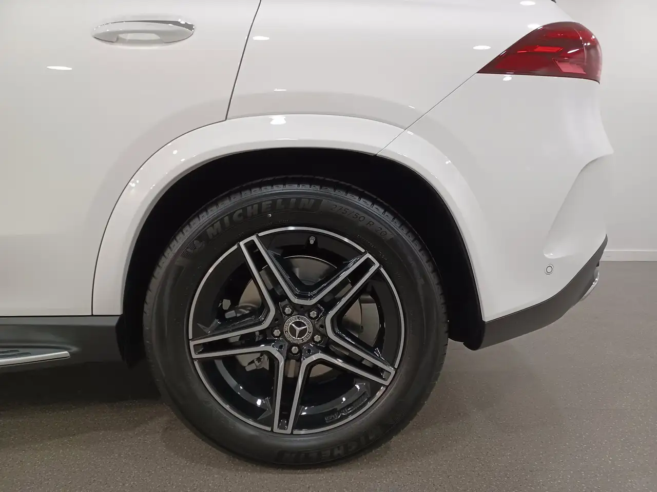 Mercedes-Benz GLE снимка Mercedes-Benz GLE