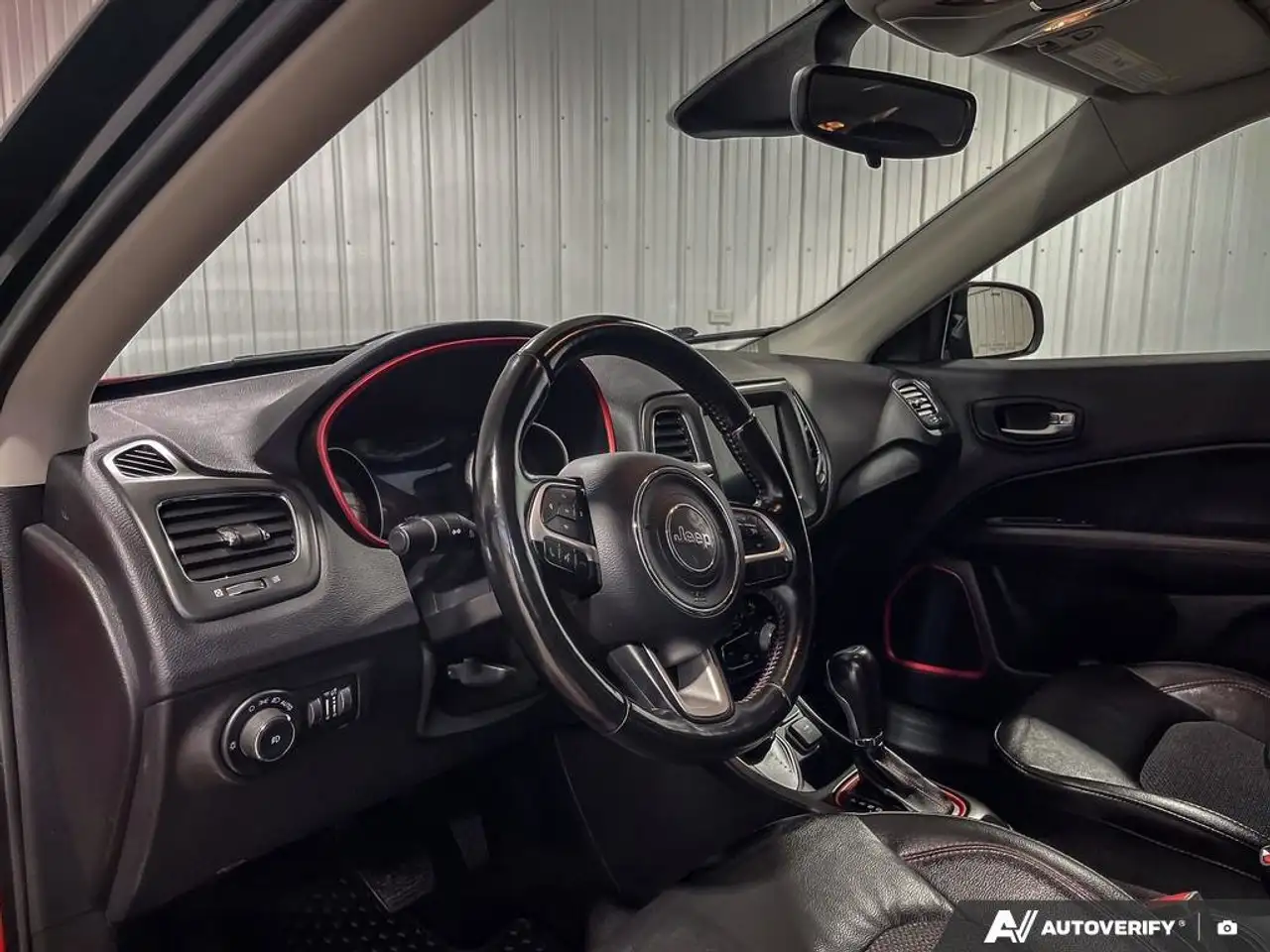Jeep Compass photo Jeep Compass