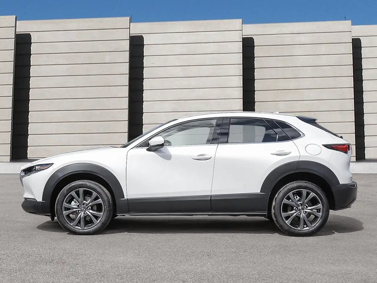 Mazda CX-30 photo Mazda CX-30