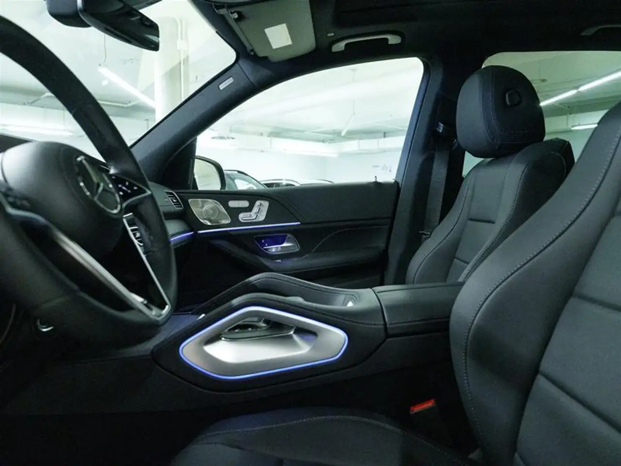 Mercedes-Benz GLE снимка Mercedes-Benz GLE