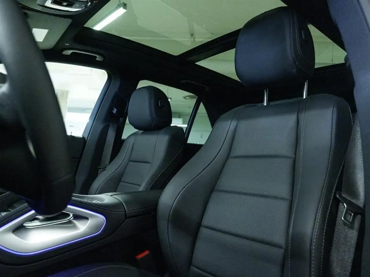 Mercedes-Benz GLE снимка Mercedes-Benz GLE